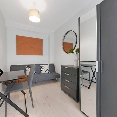 2 Bed Apartment- Finsbury Park Station B Londýn Exteriér fotografie