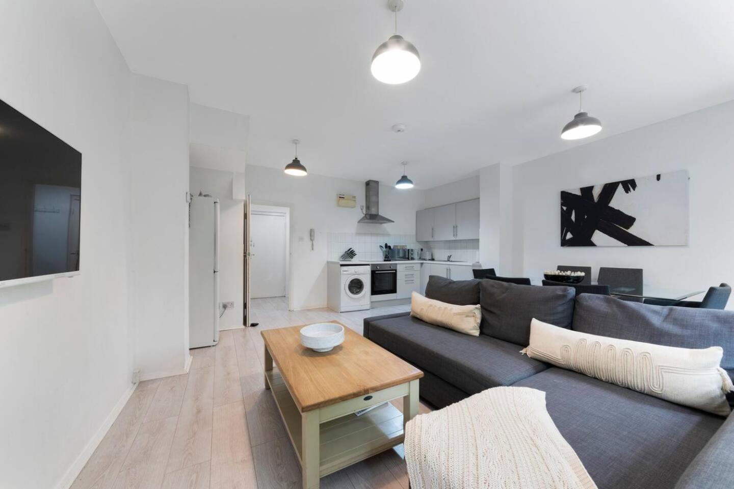 2 Bed Apartment- Finsbury Park Station B Londýn Exteriér fotografie